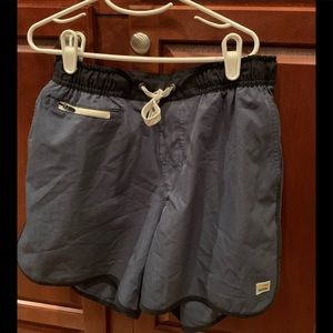 Vuori men’s size small running shorts